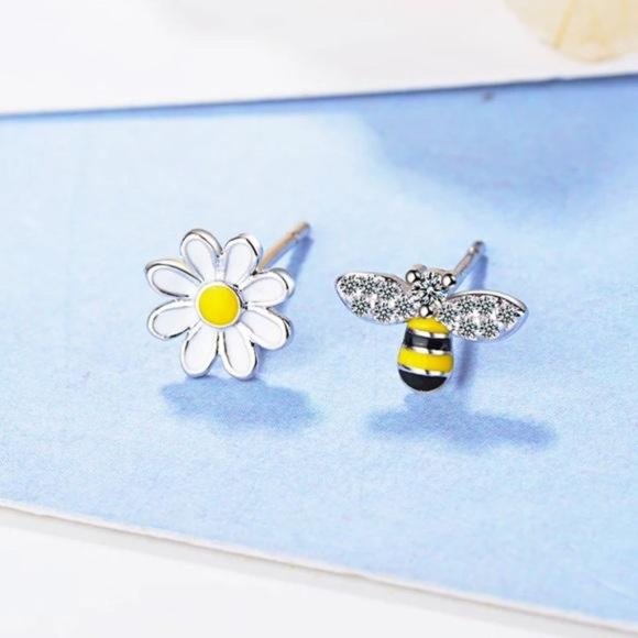 NEW 925 SILVER BEE SUN FLOWER DIAMOND EARRINGS, NICE EARRINGS, CUTE EARRINGS - Picture 4 of 8